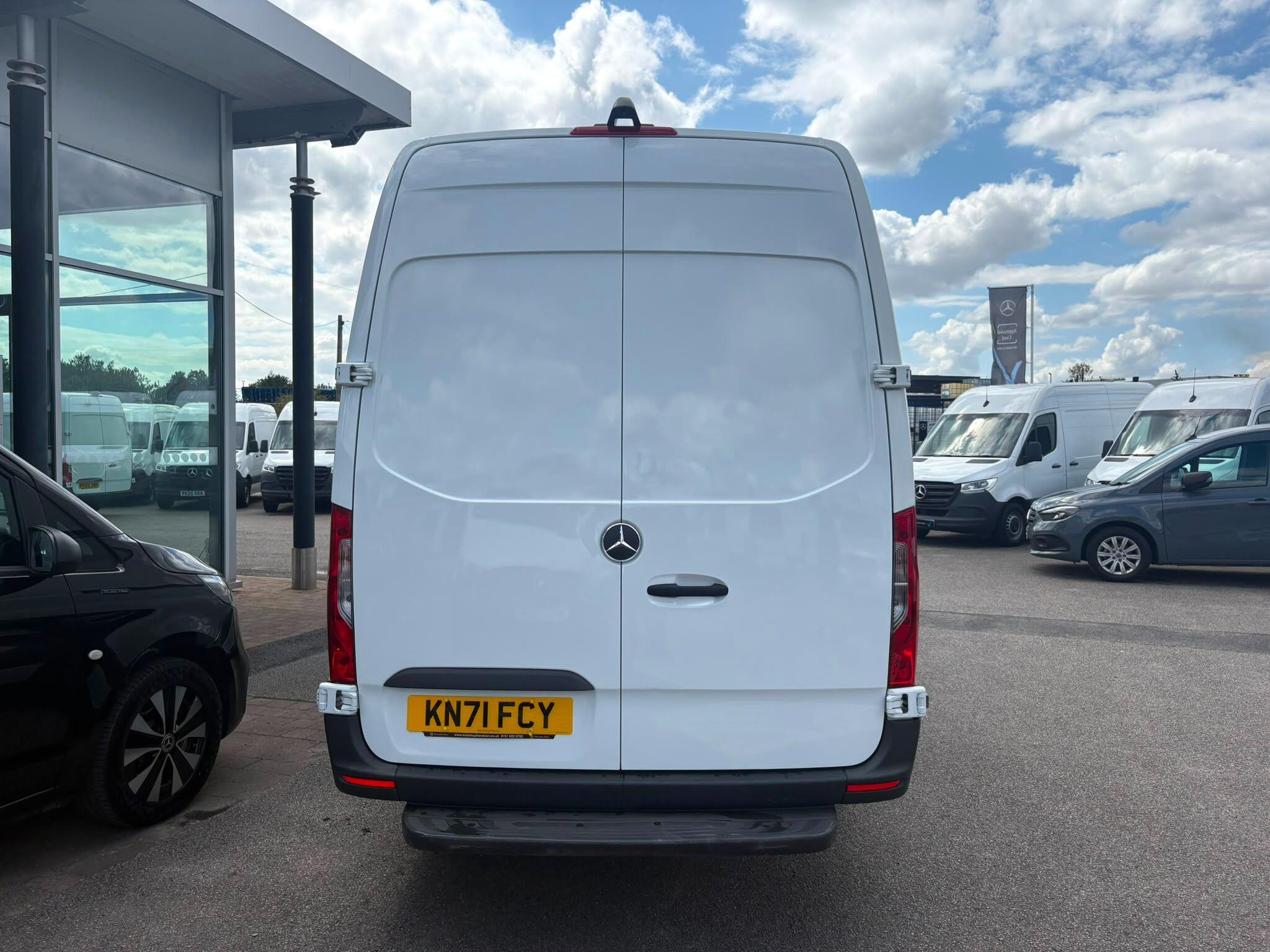 Mercedes-Benz Sprinter